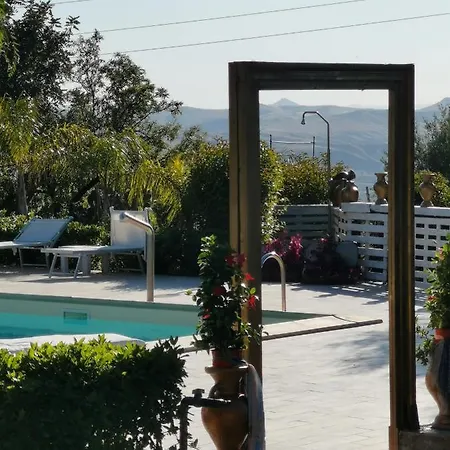 La Fattoria Dei Nonni Venkovský dům Paterno (Sicily)